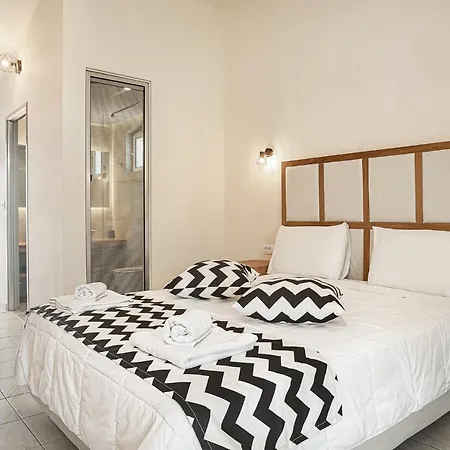 Sunrise Rent Rooms Amoudi Exterior photo
