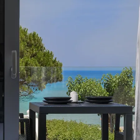 Sunrise Rent Rooms Amoudi Exterior photo