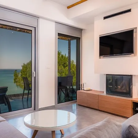 Sunrise Rent Rooms Amoudi Exterior photo